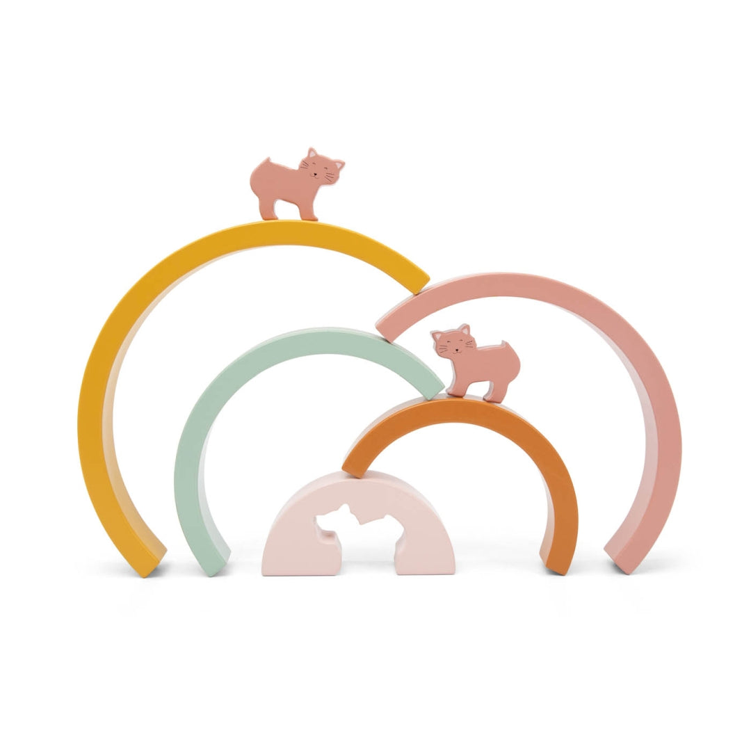 Jeu d'anneaux à empiler en bois Arc-en-ciel – Madame Chat | Trixie
