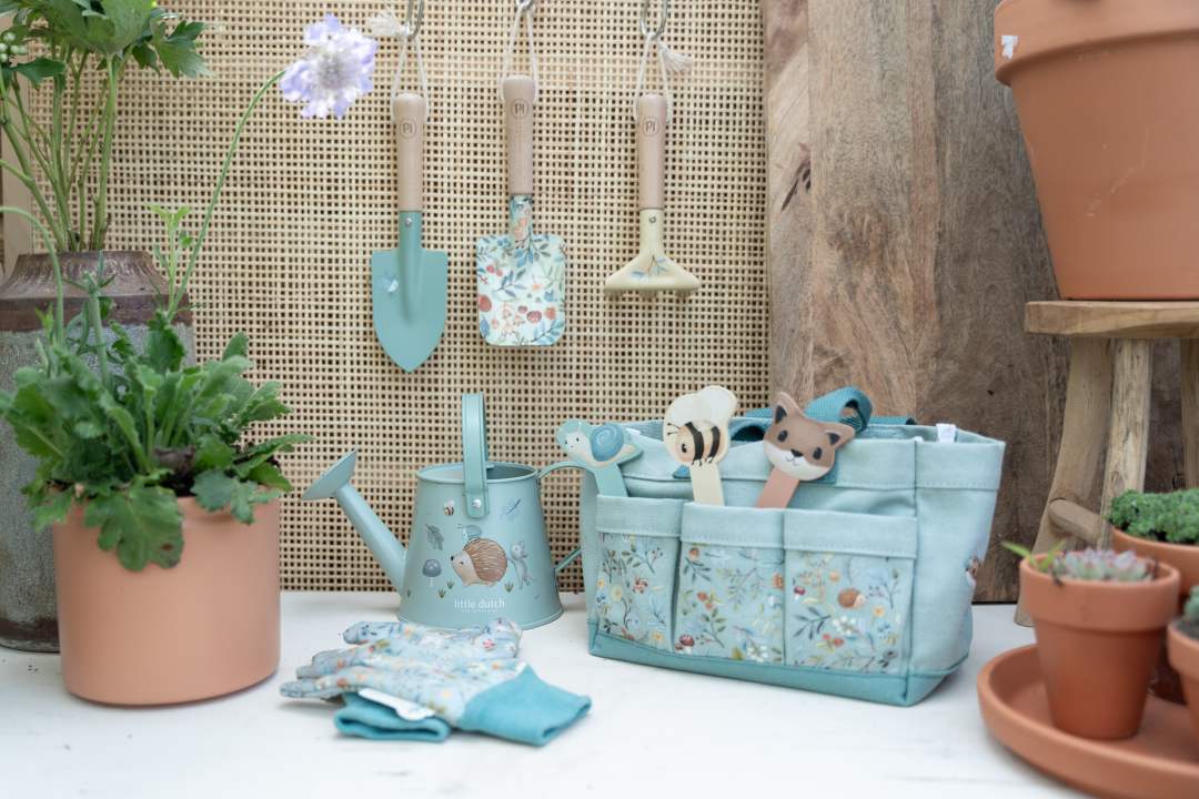 Kinder-Gartenset Forest Friends mit Gießkanne, Schaufel, Harke, Handschuhen und Pflanzschildern