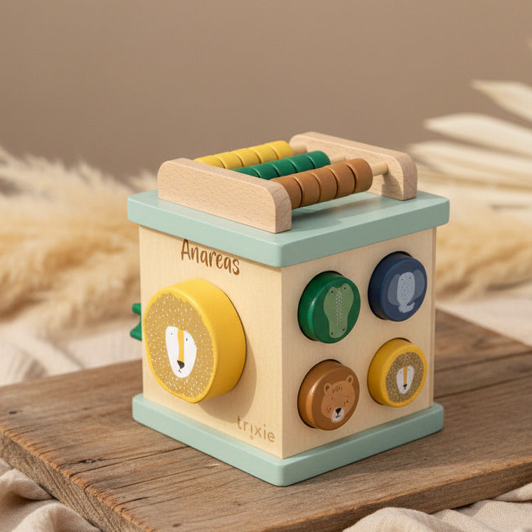 Mini wooden activity cube - for newborns | Trixie