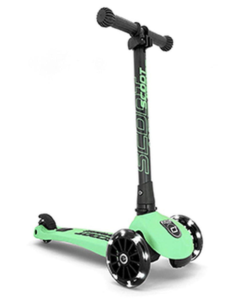 Step Highwaykick 3 LED, Kiwi | Scoot and Ride