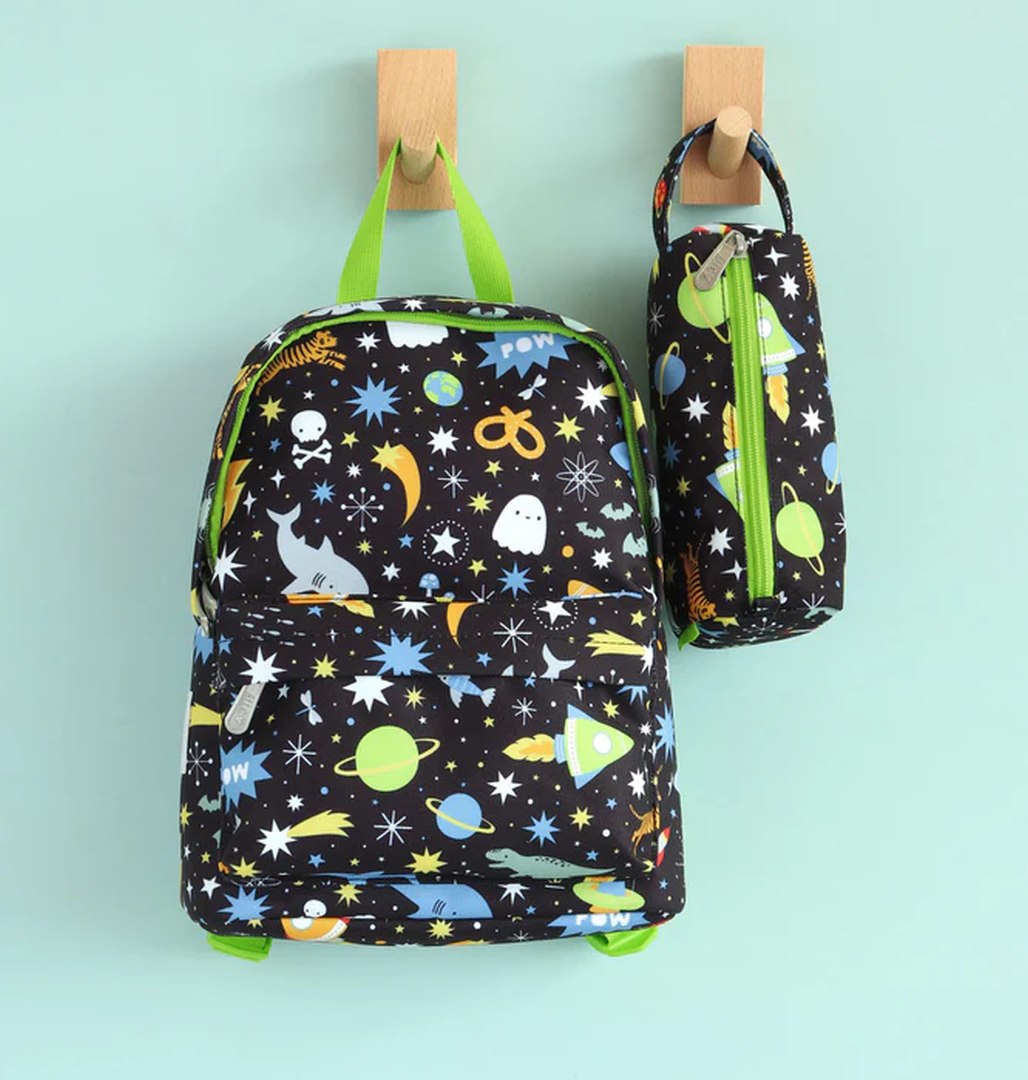 Kinder-Rucksack Galaxy Rückenansicht mit Schultergurten