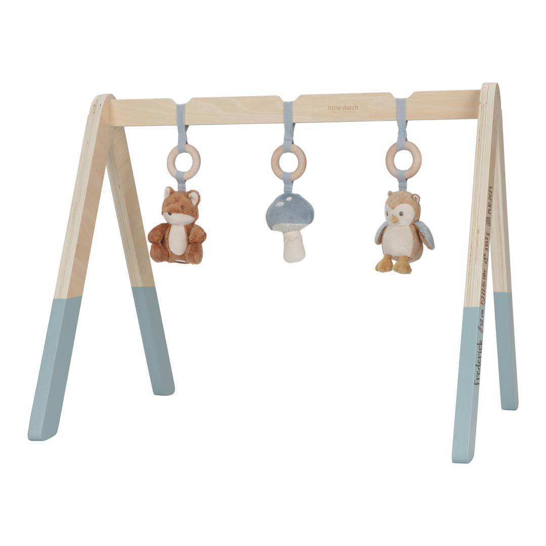 Little Dutch Forest Friends Holz-Spieltrapez mit drei hängenden Aktivitätsspielzeugen