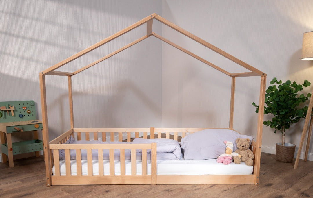 tiSsi ENNO Hausbett 90 × 200 cm aus Buche Natur – Produktansicht