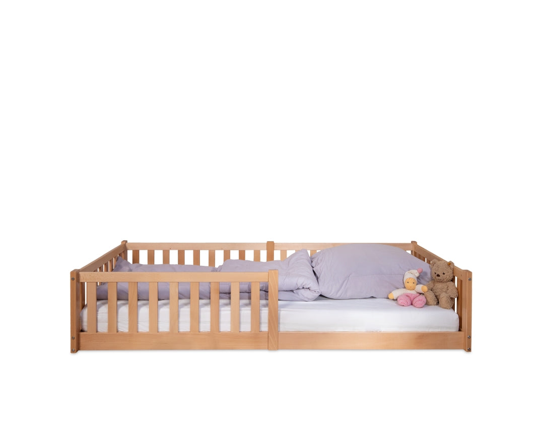 tiSsi ENNO Bodenbett 90 × 200 cm in Buche Natur – Detailansicht
