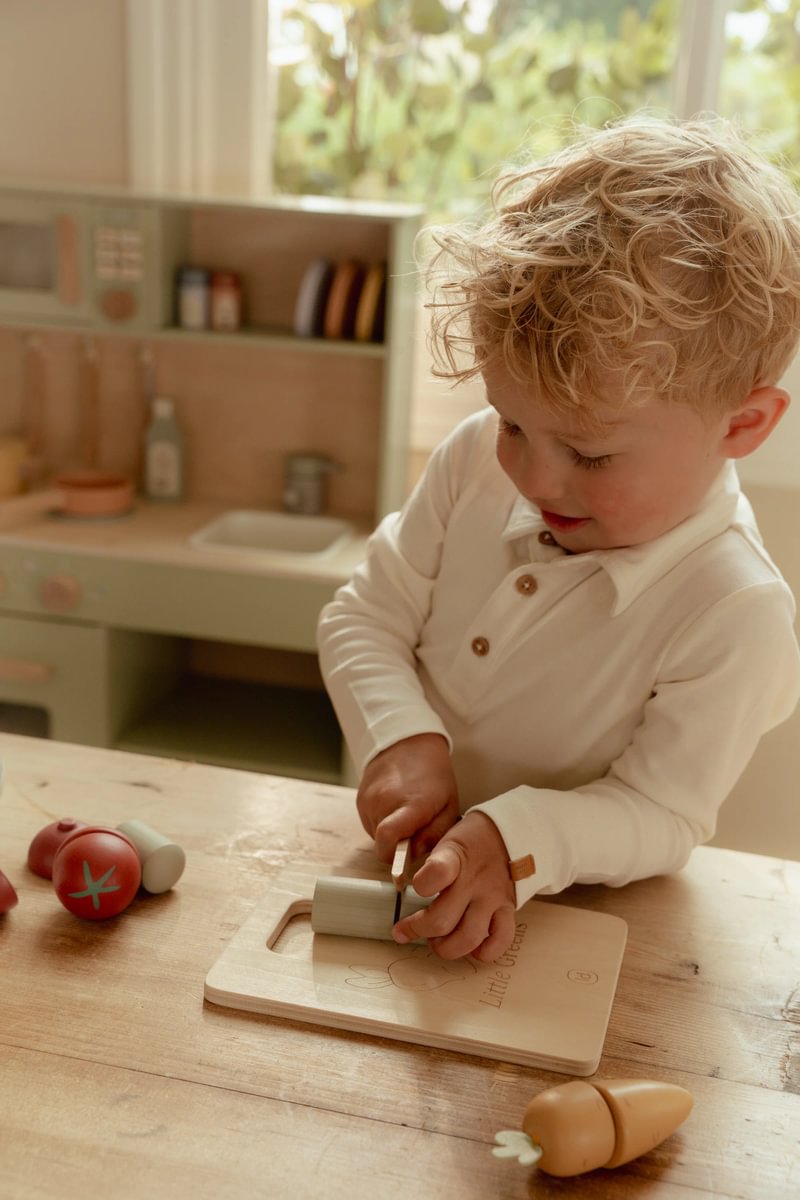 Little Dutch Spielgemüse aus Holz zum Schneiden und Zusammensetzen