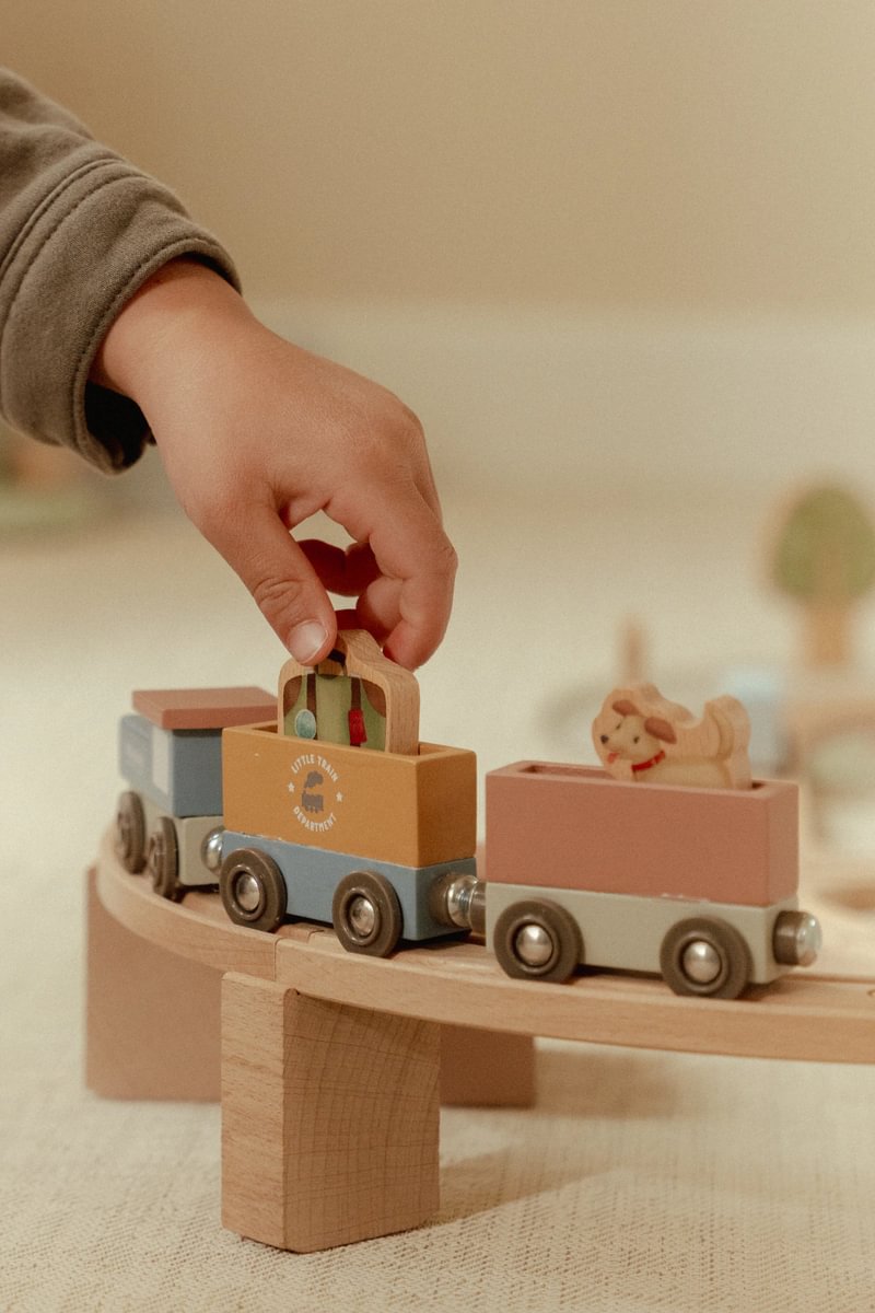Set de tren de madera XL – 113 piezas | Little Dutch