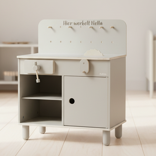 Personalisierte FLEXA Kinder-Werkbank aus Holz in Natur und Grau mit Namensgravur – Holzspielzeug für kleine Handwerker ab 3 Jahren