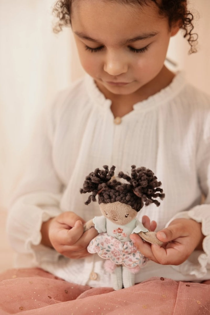 Kuschelpuppe Evi 10 cm mit Blumenrock