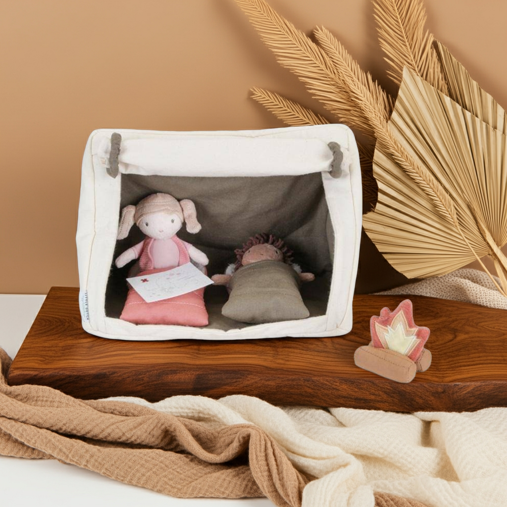 Kuschelpuppen Camping-Set mit Jake, Anna, Zelt und Zubehör von Little Dutch