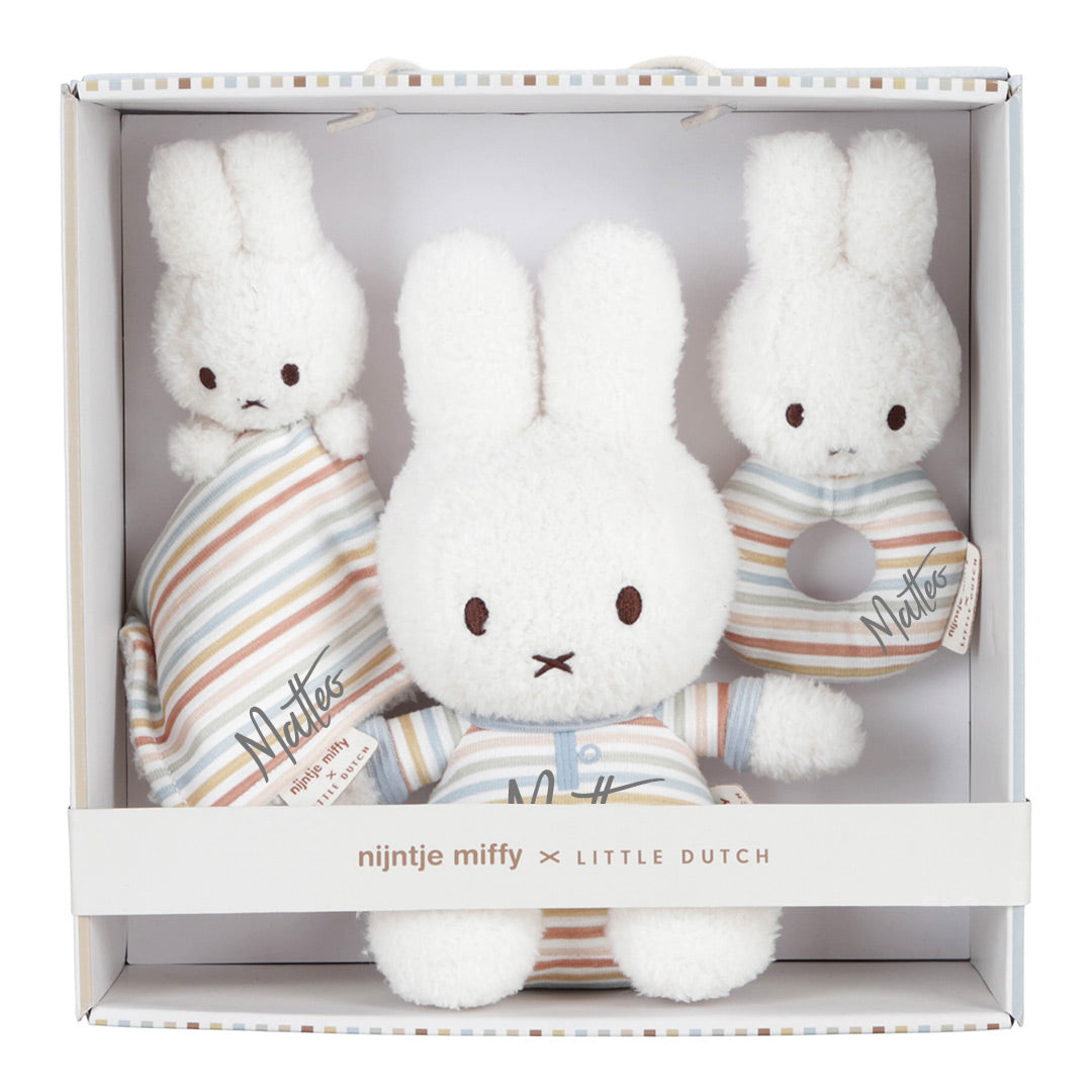 Personalisierbares Miffy Geschenkset Vintage Sunny Stripes mit Plott – Babyset mit Greifring, Kuscheltier und Kuscheltuch ab Geburt