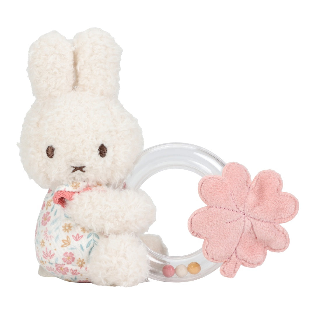 Miffy x Little Dutch Ringrassel Lucky Blossom in Rosa – weicher Hase mit Rasselring und Perlen für Babys ab Geburt