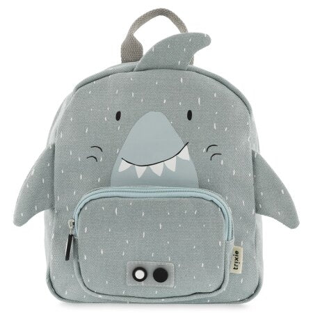 Trixie Kinder-Rucksack Herr Hai in Blau – Haimotiv, Fronttasche und Brustgurt ab 3 Jahren