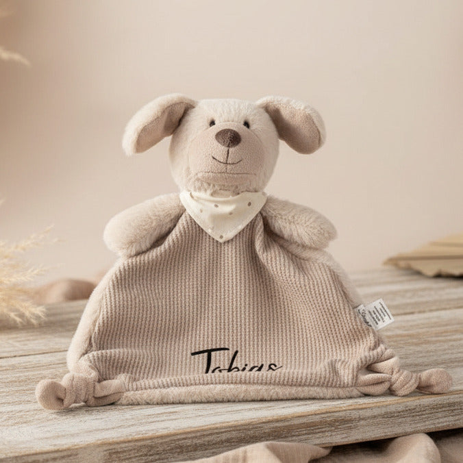 Personalisiertes Schmusetuch mit Namen – weiches Kuscheltuch für Babys mit Hund-Motiv, personalisiert bei Schmatzepuffer, ideales Geschenk zur Geburt