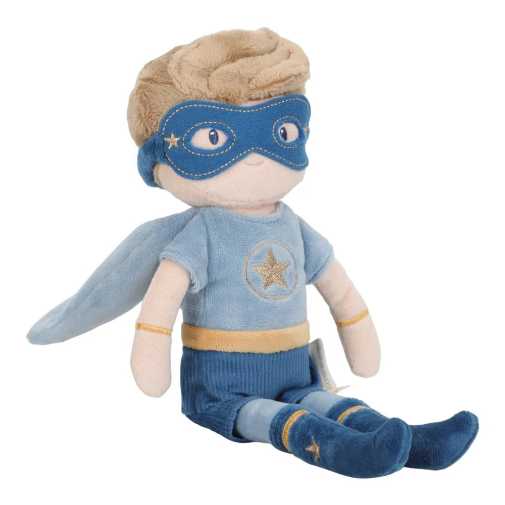 Kuschelpuppe Superheld Jim im Kinderzimmer